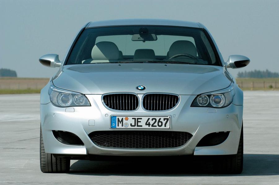  BMW M5 (E60) 2004 года  (WW) (фото 3 из 98)